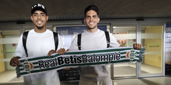 Presentaci N Marc Bartra Isco Alarc N Y Chadi Riad Con El Betis V Deo