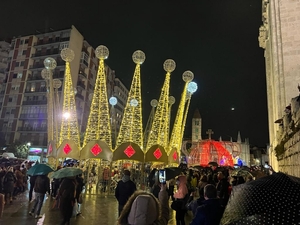 Valladolid enciende las luces de Navidad en 60 calles de la ciudad
