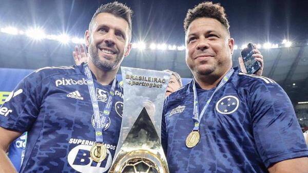 Pezzolano: «Como todo uruguayo, venimos a vivir al cien por cien la camiseta del Valladolid»