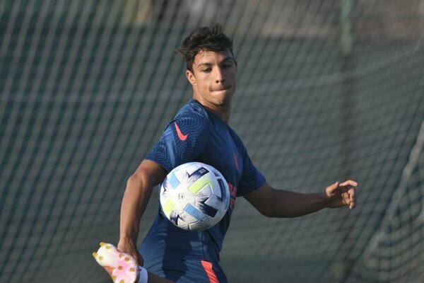 ¿Qué os parece la alineación del #SevillaFC para medirse al eterno rival en #ElGranDerbi? ¿Qué cambiarías si fueras Julen Lopetegui? #ONervionLive