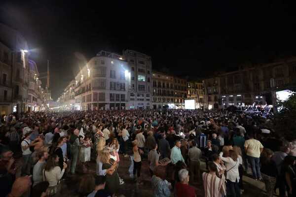 Ambiente en plaza de la Constitución. SALVADOR SALAS