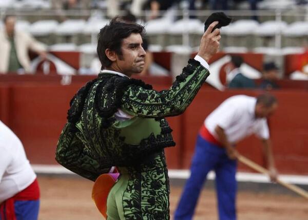 Eclosión de Perera en La Glorieta