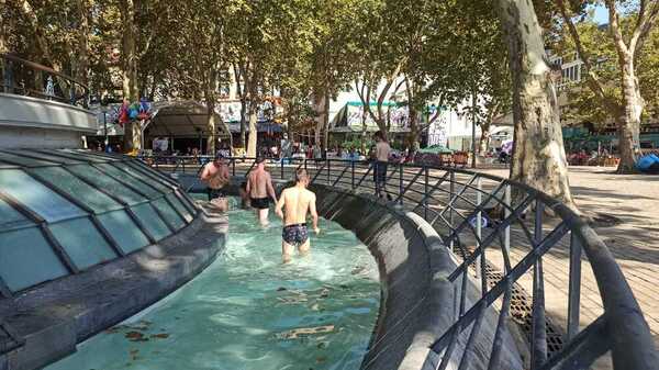 Así ha vivido Bizkaia el peor día de la ola de calor, con temperaturas incluso de 45 grados