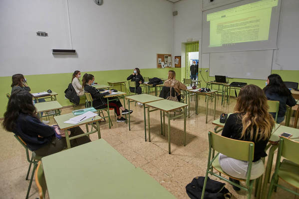 Imagen de un aula del instituto Santa Clara de Santander, uno de los centros que ha retomado hoy las clases presenciales. Foto: María Gil Lastra