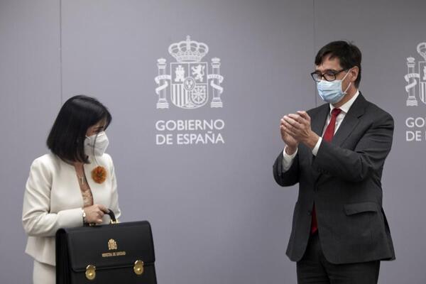 Darias coge el testigo del Ministerio de Sanidad con espíritu continuista para «frenar el virus desde la cogobernanza»