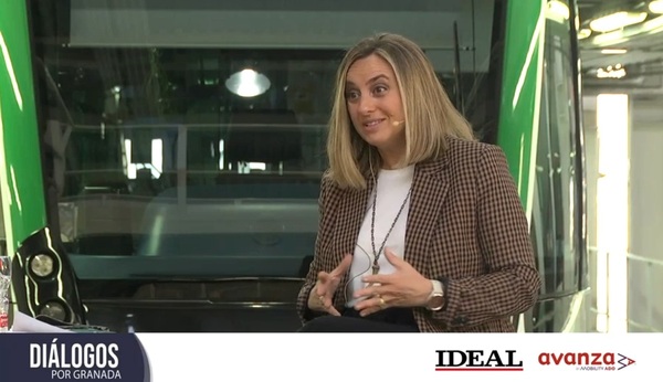 En directo | Marifrán Carazo y Gerardo Cuerva, en Diálogos por Granada de IDEAL