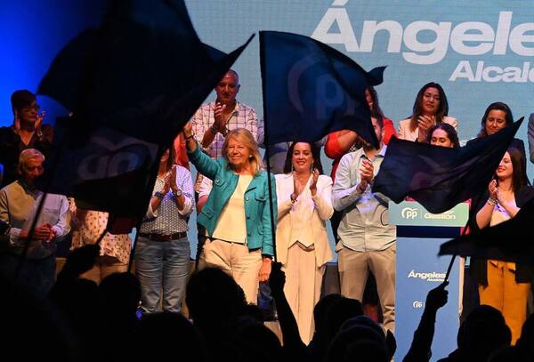 El PP terminó la campaña con un mitin en San Pedro Alcántara. FOTO: JOSELE