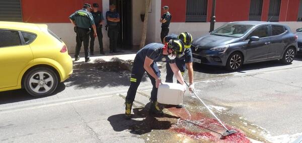 Directo: se entrega el hombre atrincherado en Santovenia (Valladolid) tras matar a un vecino y herir a un agente