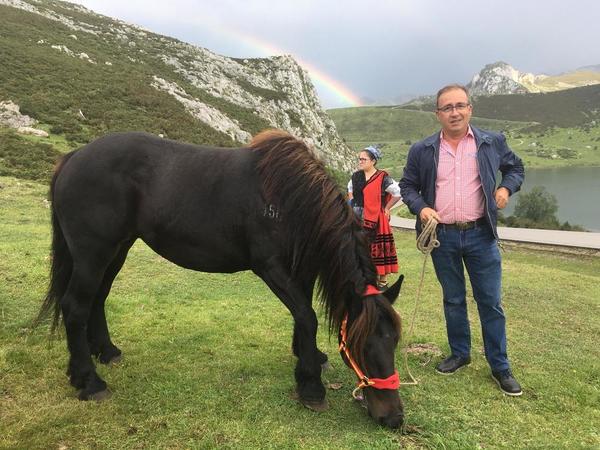 En directo: la primera visita de la Princesa de Asturias