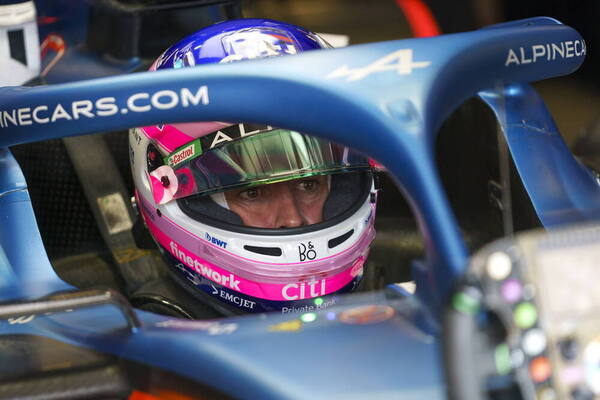 Fernando Alonso, durante la clasificación del GP de EE UU de F1.