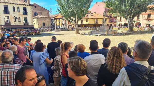 Así vivimos en directo el desfile de carros y pendones y las Cantaderas