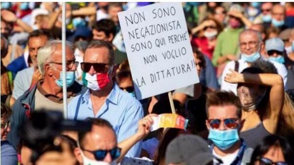 Protestas contra la medidas para frenar la pandemia en Roma