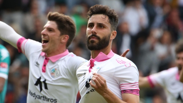 La lucha por subir, en el Helmántico y La Alamedilla