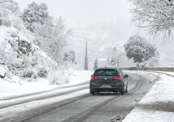 Directo | El fuerte temporal con viento y nieve pone en guardia a Salamanca