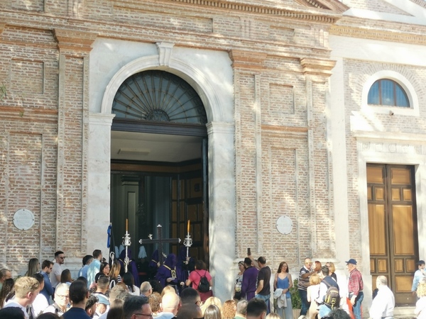 Salida del cortejo de Llaga y Buena Fe.