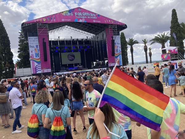 Así hemos narrado la celebración de Los Palomos en Badajoz