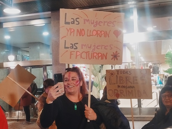 Miles de personas se manifiestan en Bilbao por la igualdad y contra la ...