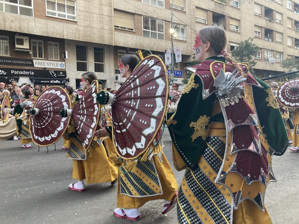 Carnaval de Badajoz: El Vaivén recupera para Badajoz el trono de las comparsas 17 años después