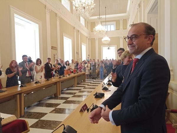 Así hemos contado la constitución de los ayuntamientos extremeños