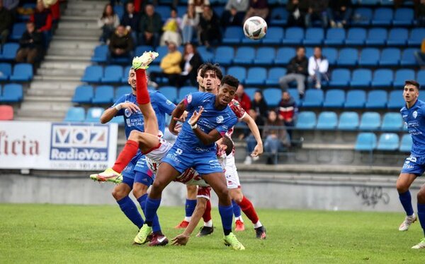 Directo | El Guijuelo pierde el liderato y encaja su primer gol; victoria del Salamanca UDS