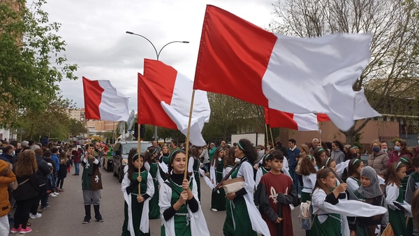 Así hemos contado el desfile de San Jorge de Cáceres