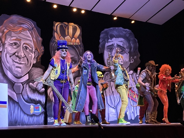 Carnaval de Badajoz: Este año hay que darle amor a los Water Closet