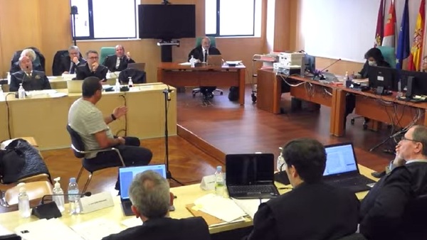 Juan Jesús Colmenero Díez, barrenista de rampa en el macizo siete en la séptima planta, durante su declaración en los Juzgados de León