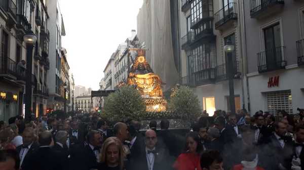 Procesión de la Virgen de las Angustias en directo | Sigue minuto a minuto la procesión