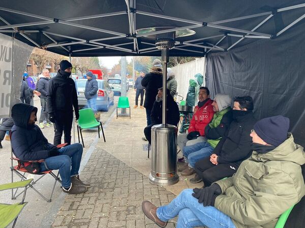 Tercer día de huelga en Aspla, en directo