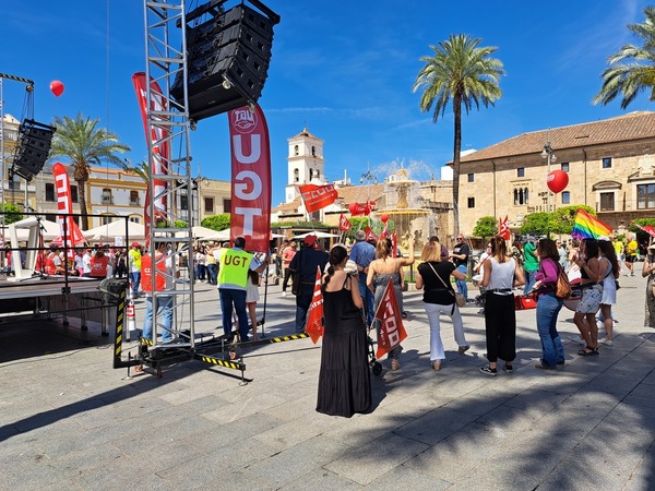 Los salarios y la inflación protagonizan en Extremadura un primero de mayo bajo la sombra electoral