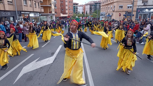 Así hemos contado el desfile de San Jorge de Cáceres