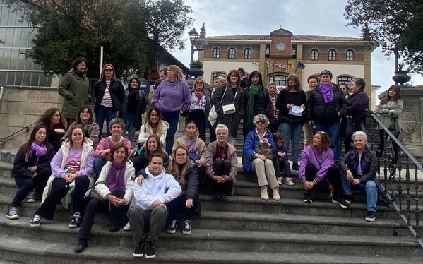 Miles de personas se manifiestan en Bilbao por la igualdad y contra la ...
