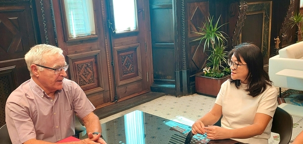 Valencia CF: rueda de prensa de LayHoon | «Podríamos abrir el nuevo estadio en verano de 2025»