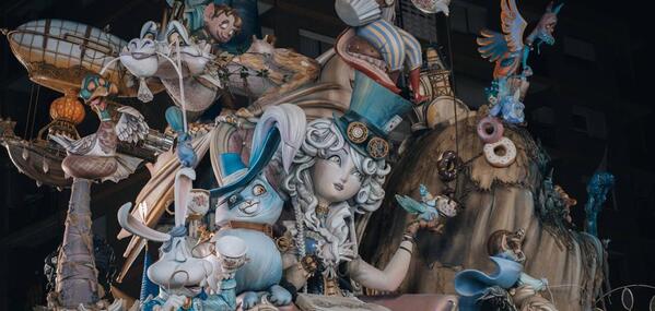 Fallas en directo | Última hora de las Fallas: la Ofrenda y la Nit del Foc, pendientes del cielo