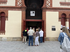 El Juli se despide en El Bibio por la puerta grande