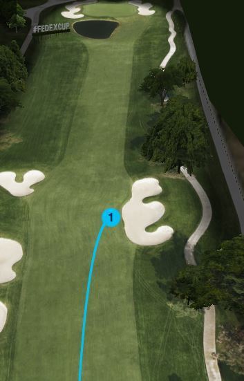 Perfecta en calle... deja atrás 299 metros y puede aspirar a llegar a green de dos... la bandera la tiene a 228 metros... obviamente se trata de un par 5