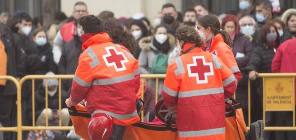 Fallas en directo | Última hora de las Fallas: la Ofrenda y la Nit del Foc, pendientes del cielo