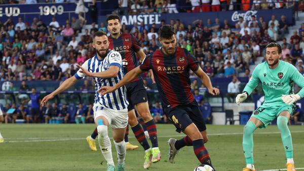 En directo | Explosión de alegría albiazul