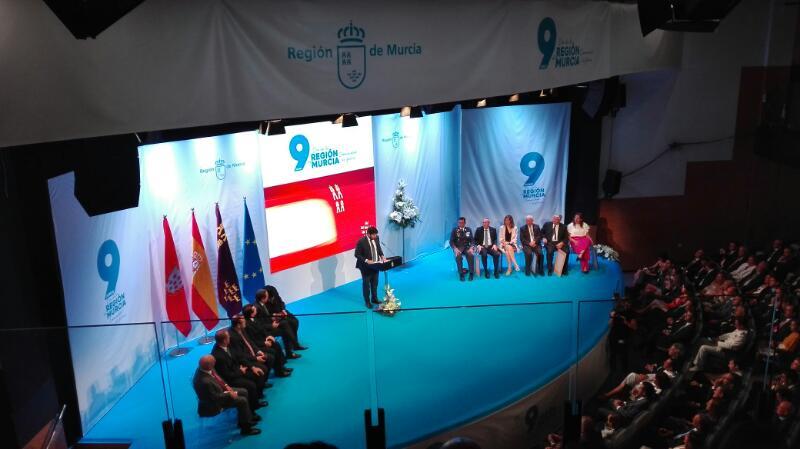 López Miras: «No permitiremos que nadie ponga límites a nuestro desarrollo»