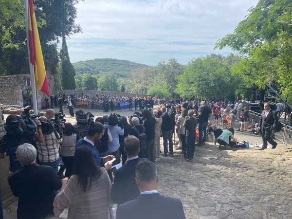 Felipe VI entrega el premio Carlos V a António Guterres en Yuste