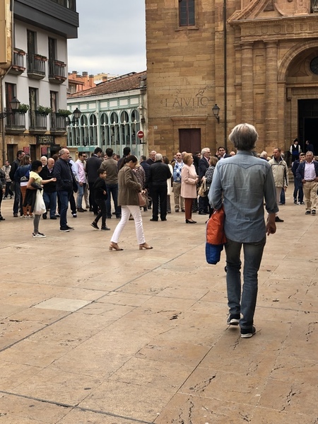 Alfredo Canteli, alcalde de Oviedo: «Creo firmemente que para construir ese Oviedo que soñamos hay que contar con todos»