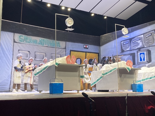 Carnaval de Badajoz: Olivenza revienta el gracejo