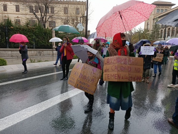 Día de la mujer | En directo | Manifestación por el 8-M en Granada y Motril