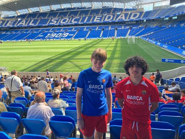 La Real Sociedad arranca la pretemporada entre un baño de masas