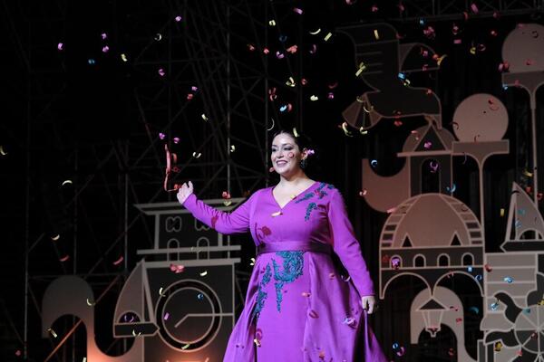 Hogueras en Alicante 2023: quiénes son las belleas del foc | Elección de la bellea del foc d&#039;Alacant