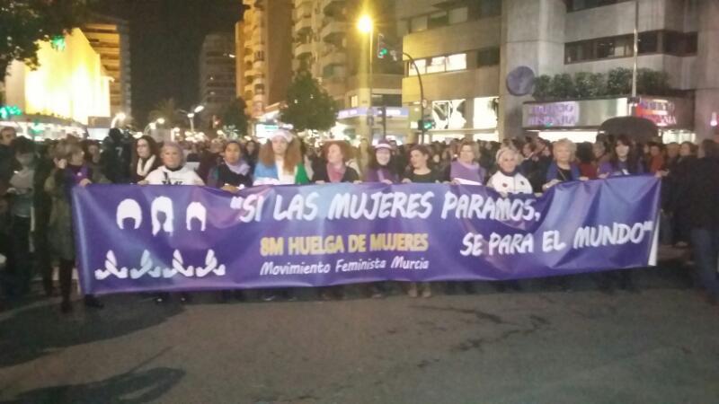 Masiva marcha en Murcia por la igualdad y contra el machismo