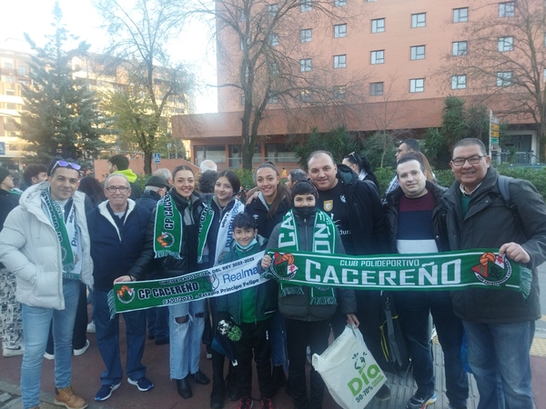 Así ha vivido Cáceres el ambiente de una jornada histórica