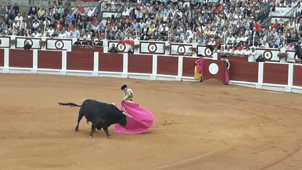 Última puerta grande en la Feria Taurina de Begoña