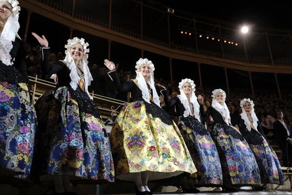 Hogueras en Alicante 2023: quiénes son las belleas del foc | Elección de la bellea del foc d&#039;Alacant