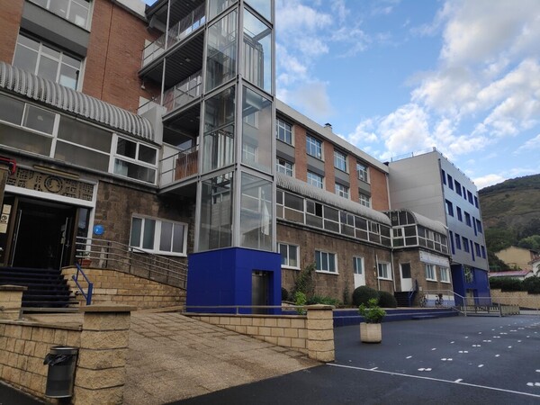 El Gobierno vasco cifró en un 16,25% la participación mientras los sindicatos hablaron de «amplio seguimiento»